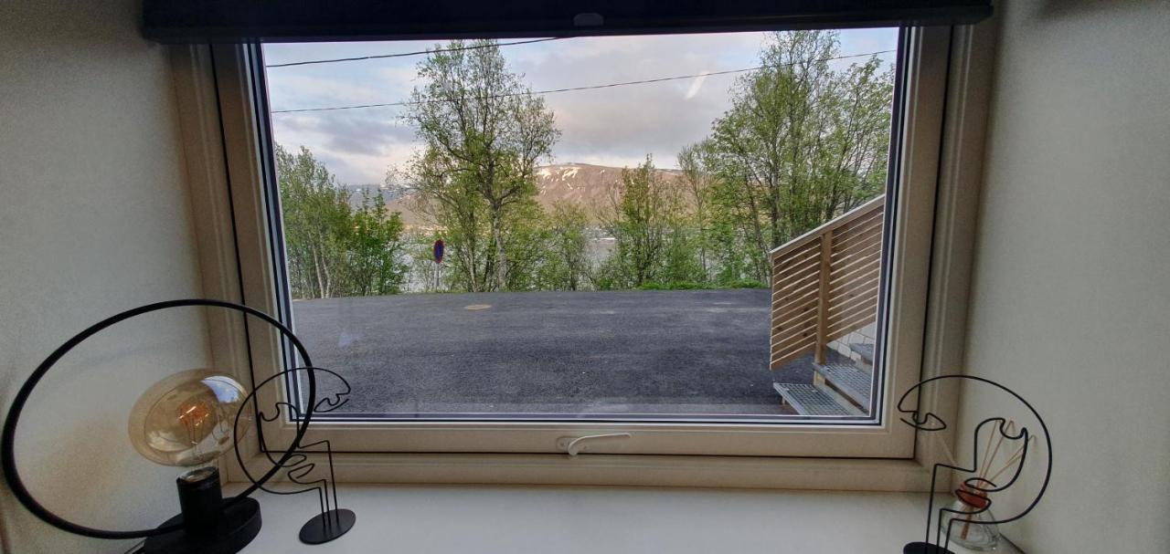Tromsoapartment Silent Area With Nice View I Have Warm Caravan For Rent Same Place, 4 People Esterno foto