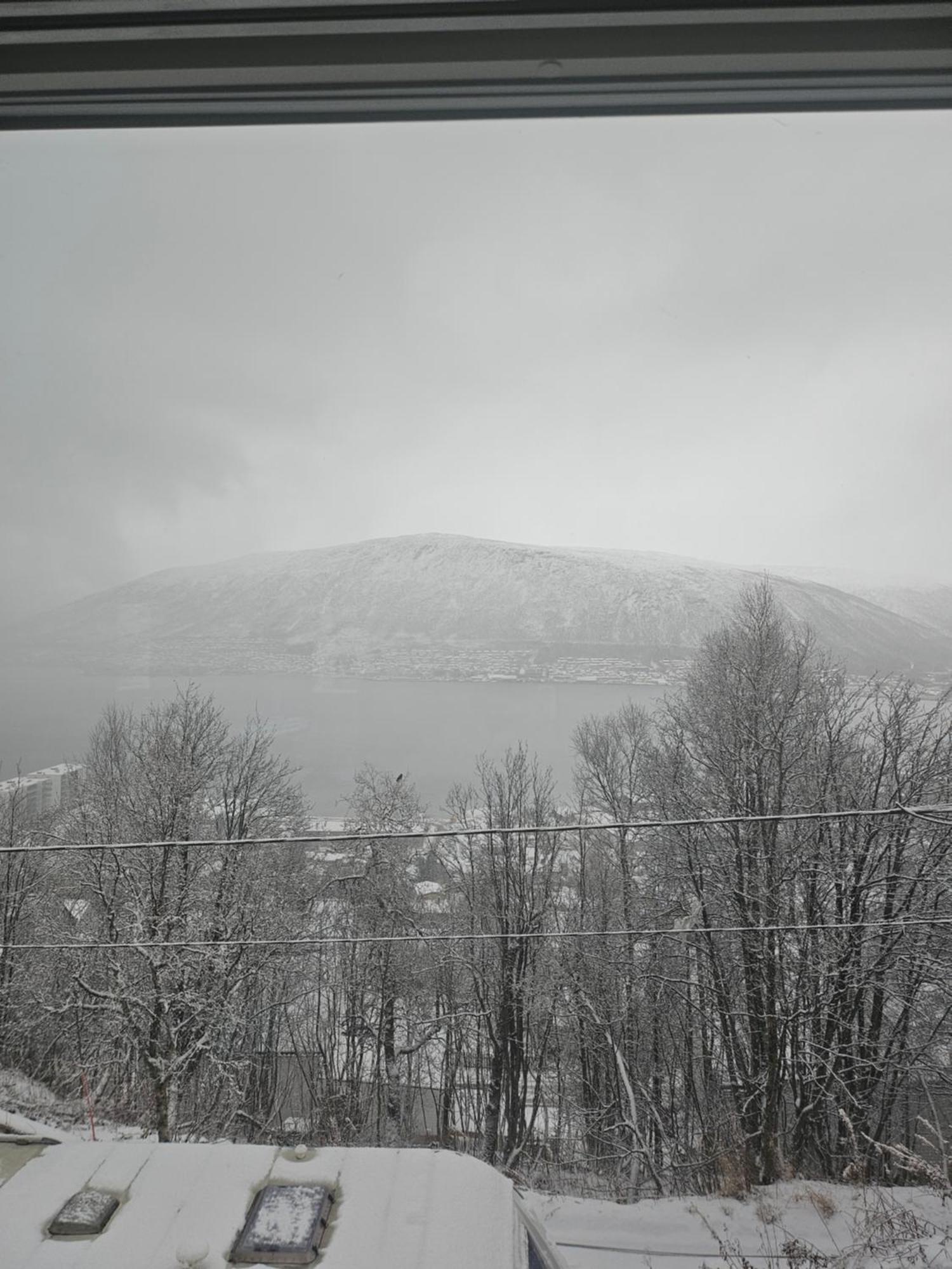 Tromsoapartment Silent Area With Nice View I Have Warm Caravan For Rent Same Place, 4 People Esterno foto