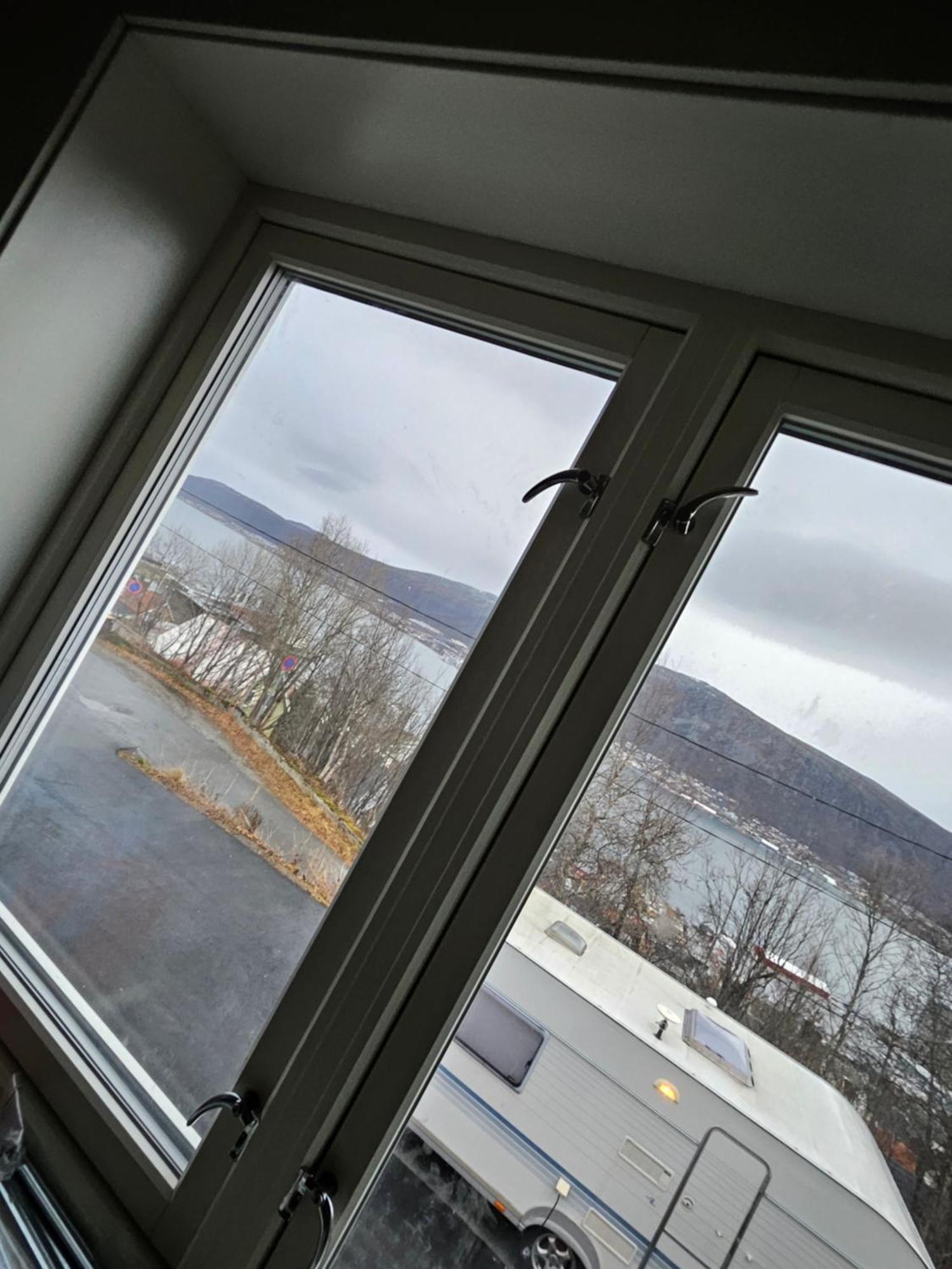 Tromsoapartment Silent Area With Nice View I Have Warm Caravan For Rent Same Place, 4 People Esterno foto